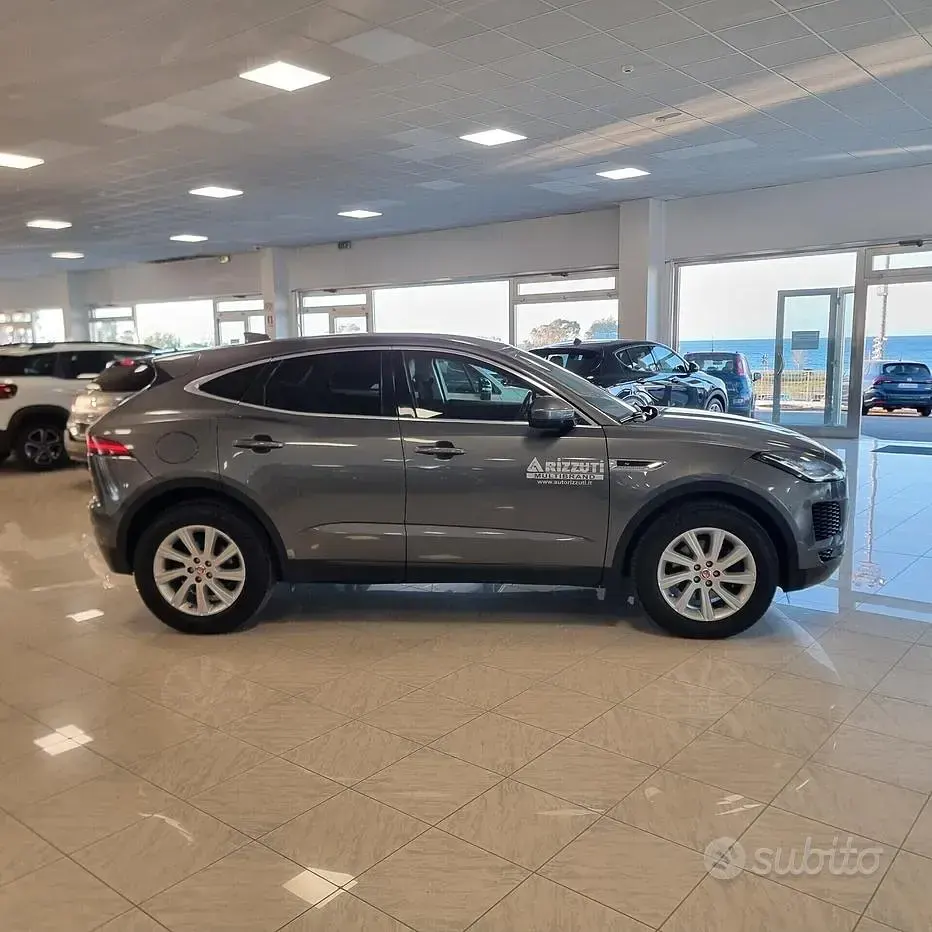 Usata Jaguar E-Pace S 150 CV (110 kW) 2018 Grigio SUV