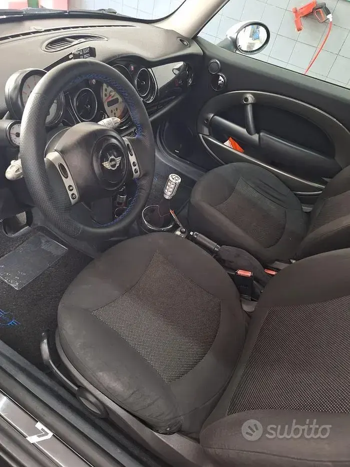 Usata Mini One D Seven 88 CV (64 kW) 2007 Bluazzurro Utilitaria