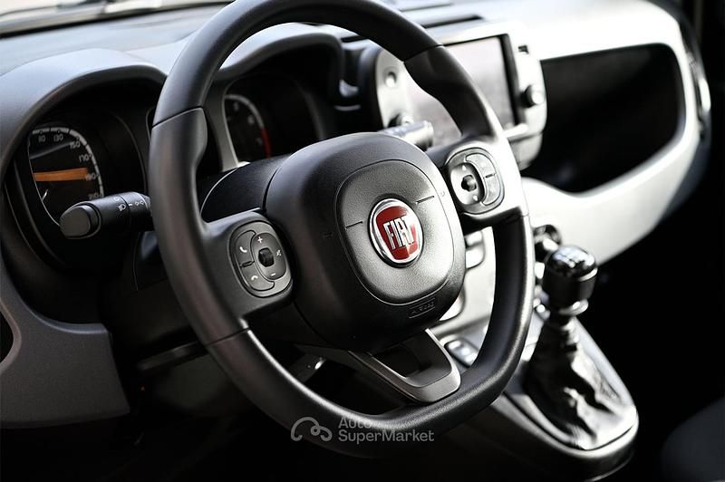 Usata Fiat Panda City Life 70 CV (51 kW) 2022 Grigio Berlina