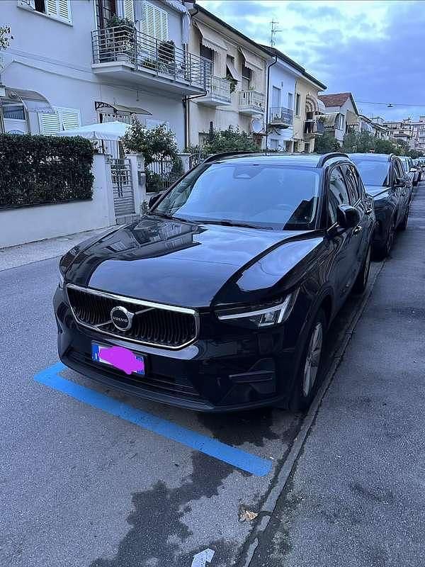 Usata Volvo XC40 163 CV (119 kW) 2022 Nero SUV