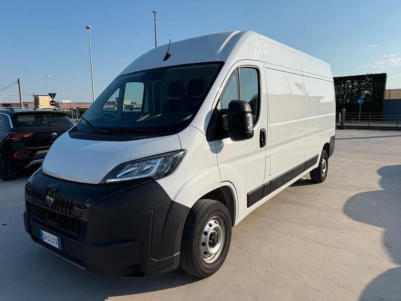 Usata Peugeot Boxer S 140 CV (102 kW) 2024 Bianco Furgone