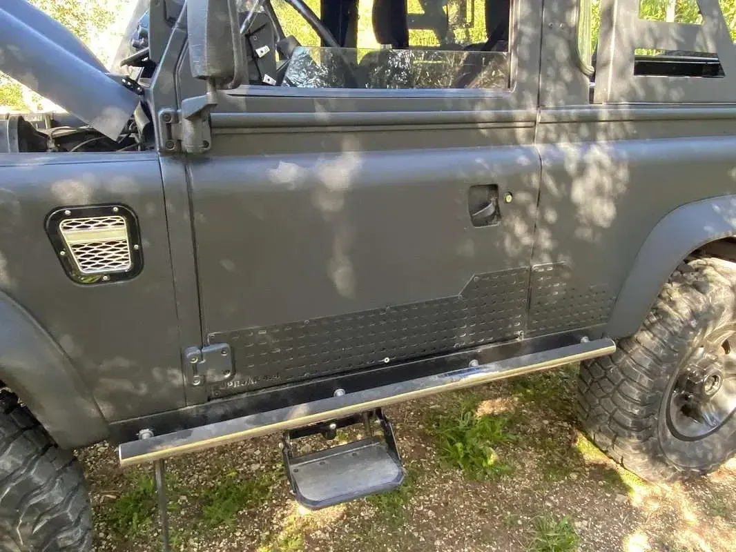 Usata Land Rover Defender 86 CV (63 kW) 1987 SUV