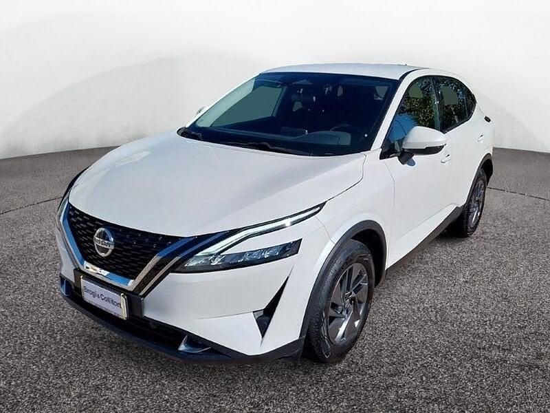 Usata Nissan Qashqai Acenta 140 CV (102 kW) 2022 Bianco SUV