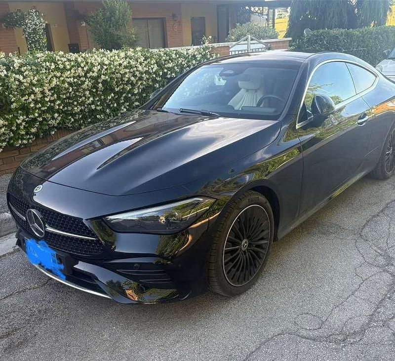 Usata Mercedes CLE200 AMG Line Premium Plus 204 CV (150 kW) 2024 Nero Coupé