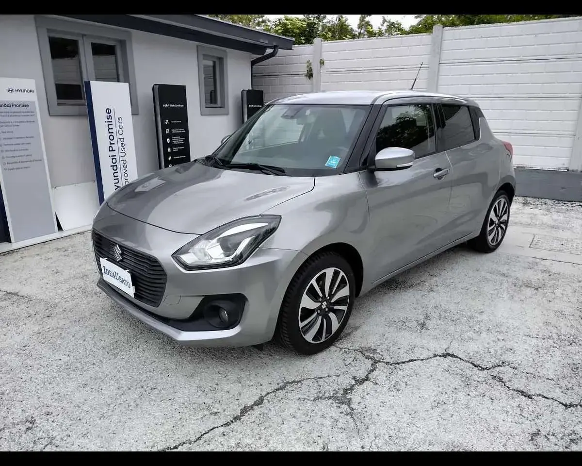 Usata Suzuki Swift 90 CV (66 kW) 2017 Argento Utilitaria