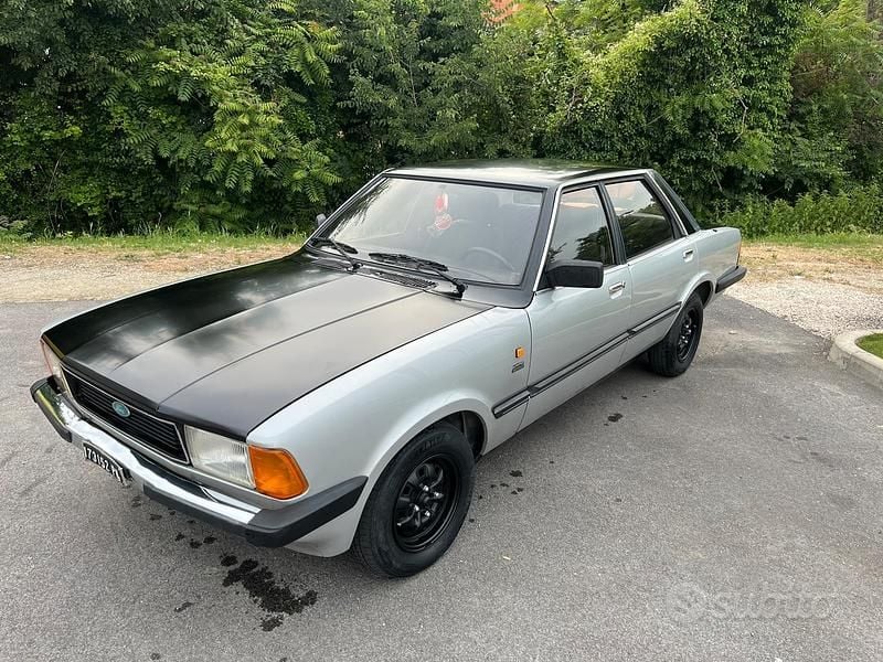 Grigio Usata 1982 Ford Taunus Tre volumi | 2500 € - Immagine 1/4