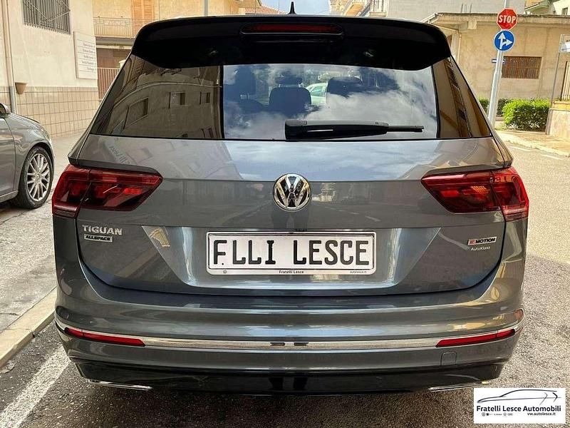 Usata VW Tiguan Allspace Advance 200 CV (147 kW) 2021 Grigio SUV