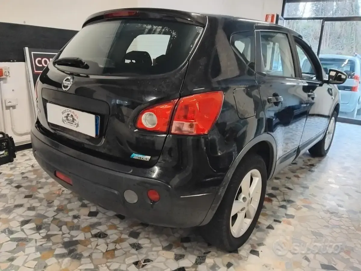 Usata Nissan Qashqai Visia 106 CV (77 kW) 2009 Nero SUV