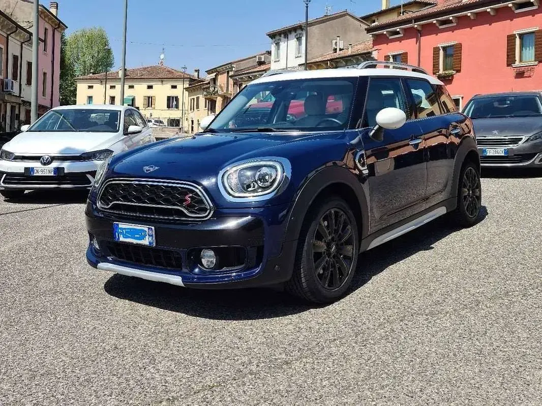 Usata Mini Cooper SD Countryman Hype 190 CV (139 kW) 2018 Blu/azzurro SUV