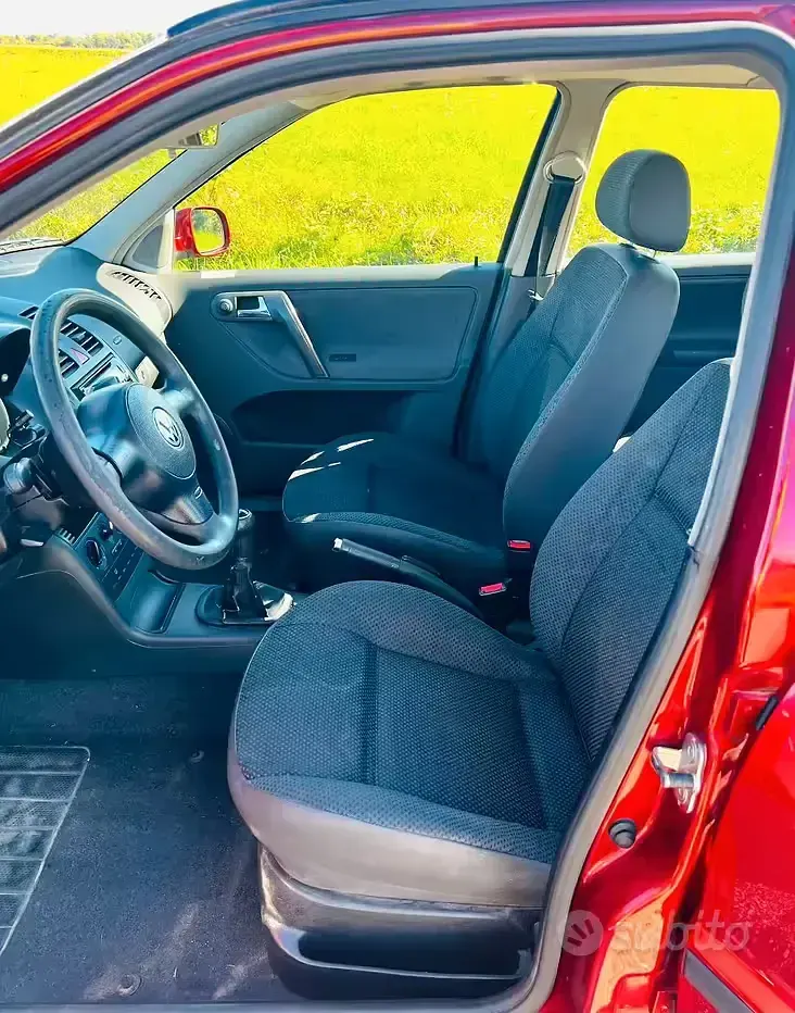 Usata VW Polo 60 CV (44 kW) 2001 Berlina