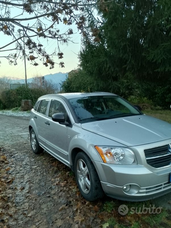 Grigio Usata 2006 Dodge Caliber Due volumi | 4500 € - Immagine 1/2