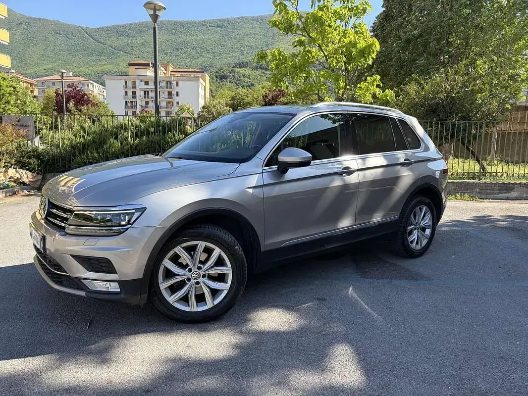 Usata VW Tiguan Executive 150 CV (110 kW) 2017 Grigio SUV
