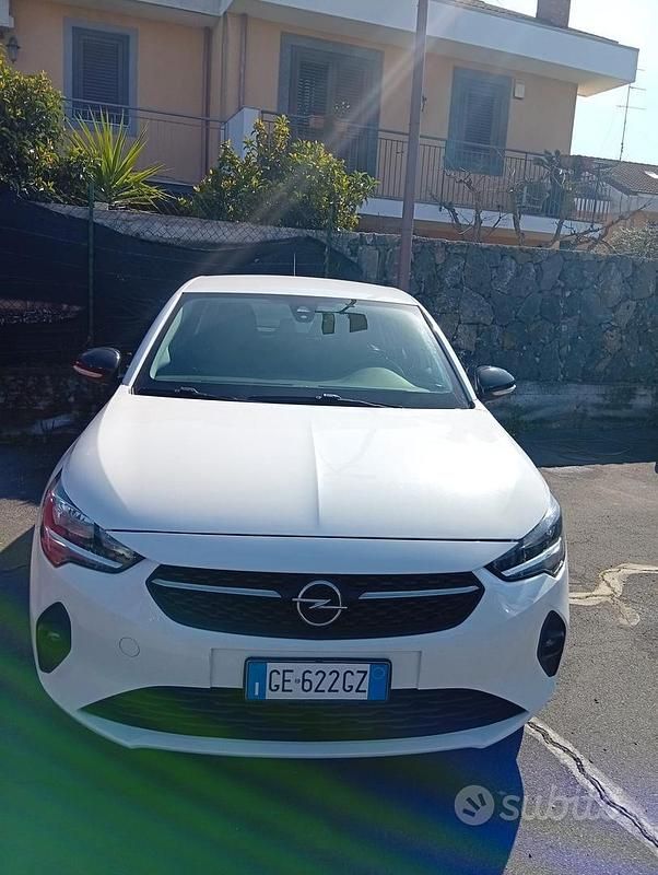 Usata Opel Corsa Edition 100 CV (73 kW) 2021 Bianco Utilitaria