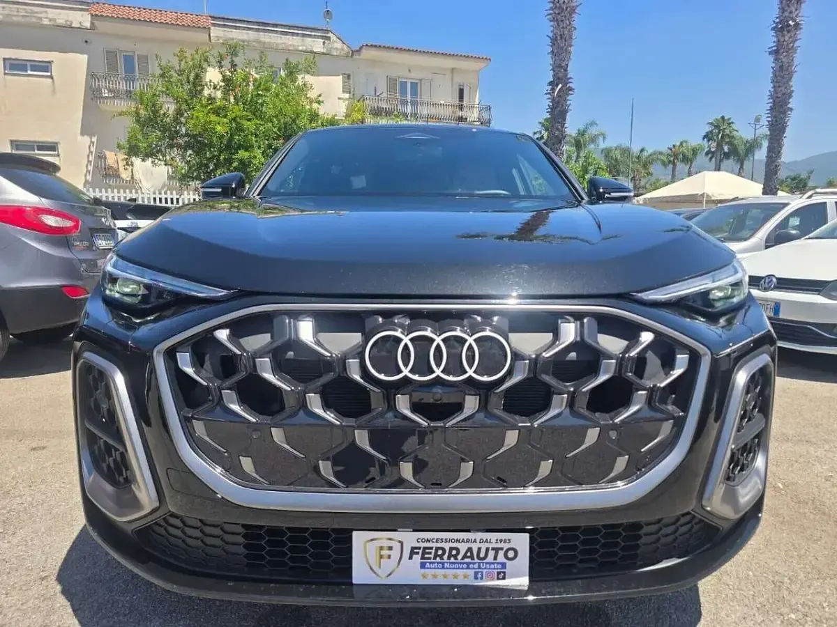 Nuova Audi Q5 S-Line 204 CV (150 kW) 2025 Nero SUV