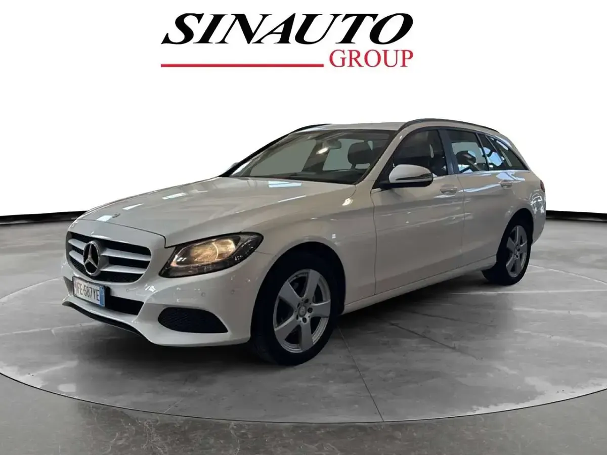 Usata Mercedes C180 Business 116 CV (85 kW) 2016 Bianco Station wagon