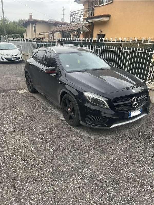Gebraucht Mercedes GLA220 170 PS (125 kW) 2015 SUV