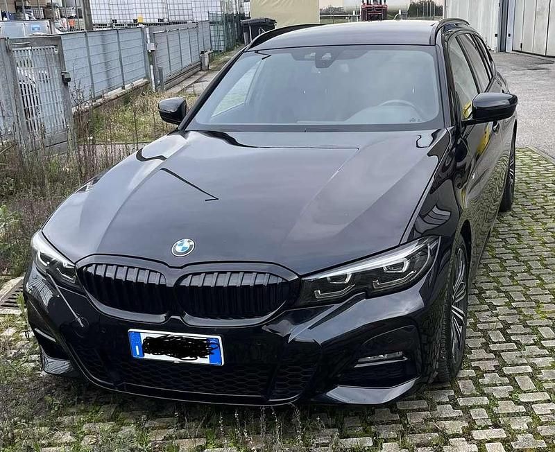 Usata BMW 318 M Sport 150 CV (110 kW) 2022 Nero Station wagon