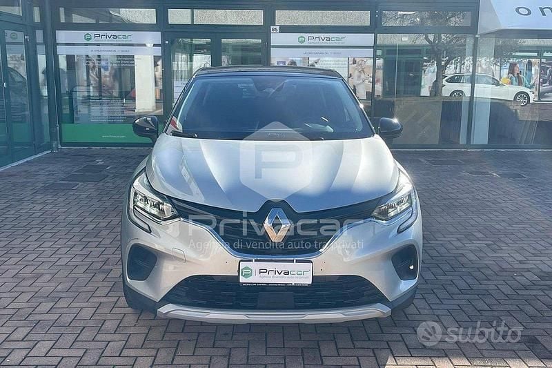 Usata Renault Captur Zen 91 CV (66 kW) 2022 Grigio SUV