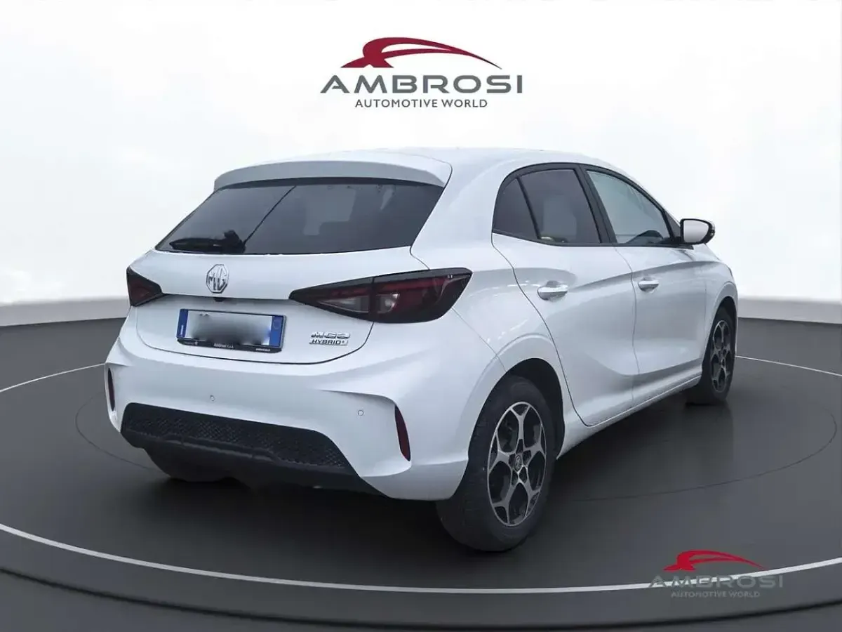 Nuova MG MG3 Luxury 265 CV (194 kW) 2026 Bianco Utilitaria