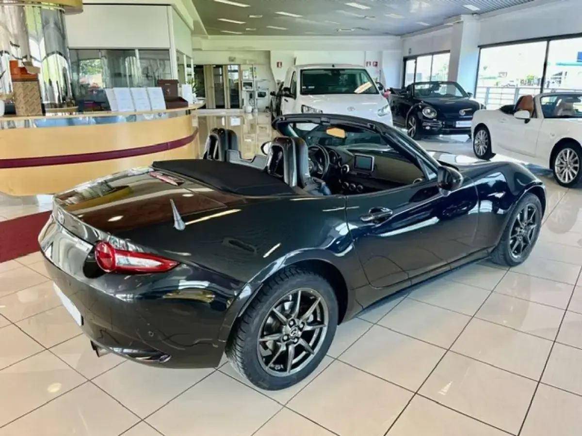 Usata Mazda MX5 Evolve 131 CV (96 kW) 2015 Nero Cabrio