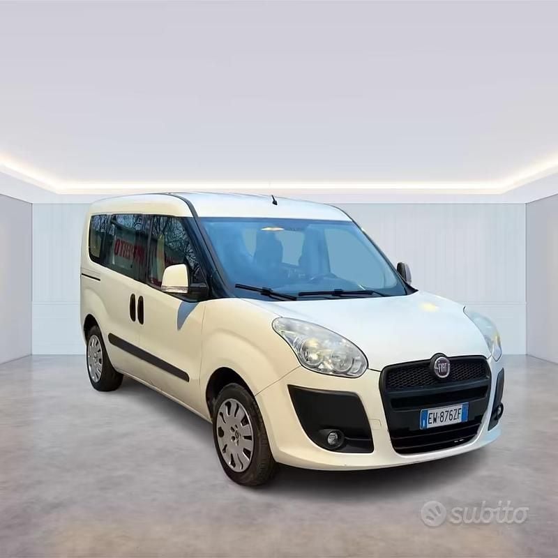 Usata Fiat Doblò 120 CV (88 kW) 2014 Bianco Monovolume