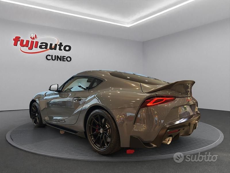 Nuova Toyota Supra 340 CV (250 kW) 2025 Grigio Coupé