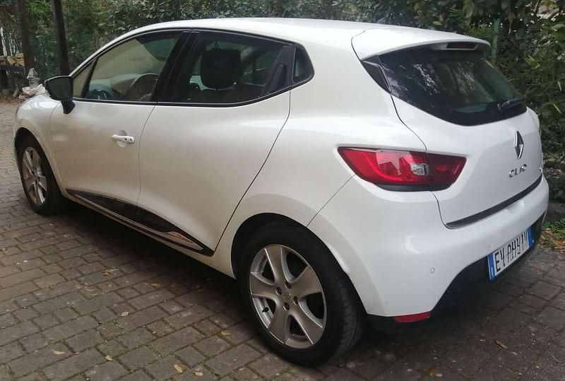 Usata Renault Clio IV 75 CV (55 kW) 2014 Bianco Berlina