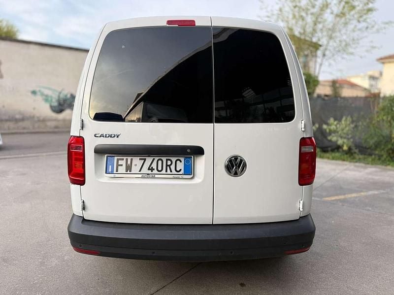 Usata VW Caddy Maxi 102 CV (75 kW) 2019 Bianco Monovolume