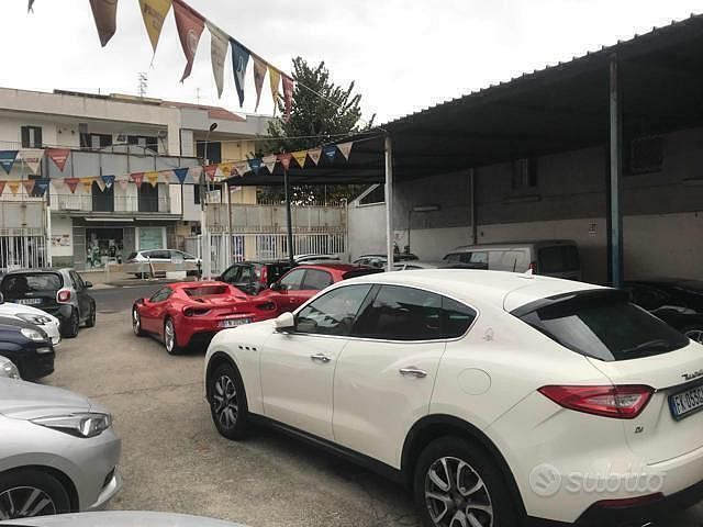 Usata Maserati Levante 250 CV (183 kW) 2017 Bianco pastello SUV