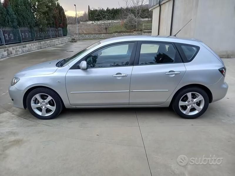 Usata Mazda 3 109 CV (80 kW) 2006 Grigio Berlina