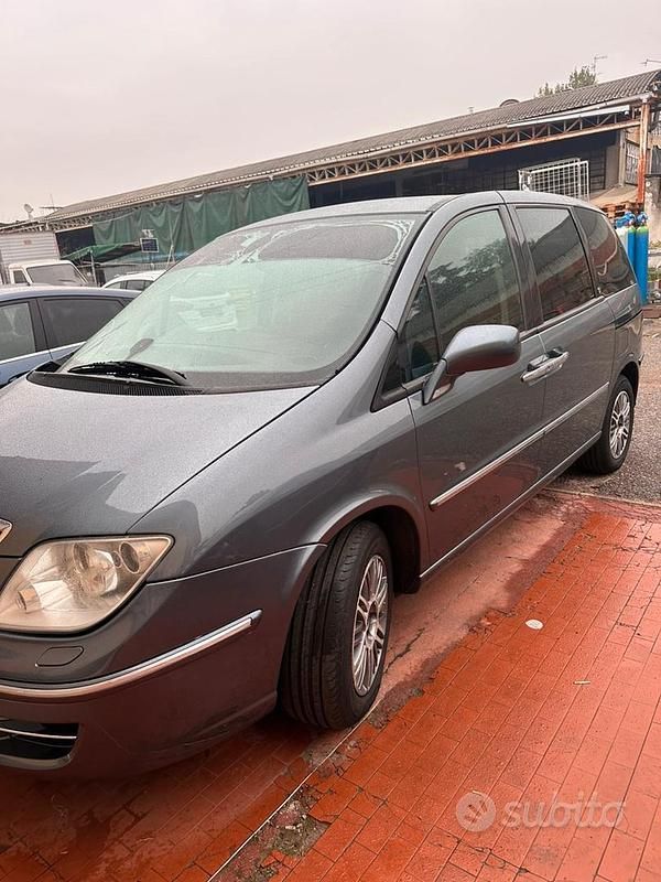 Usata Lancia Phedra 2009 Monovolume