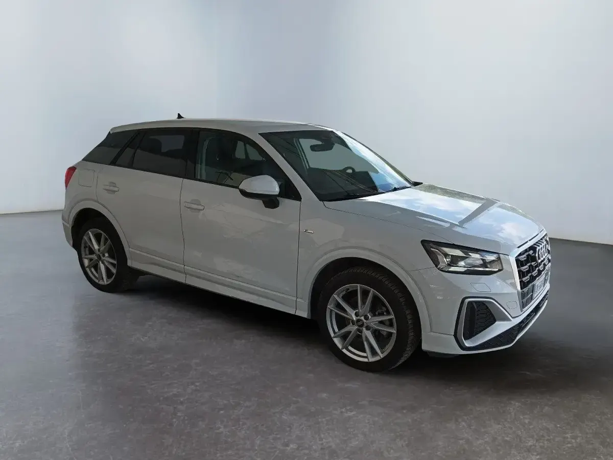 Usata Audi Q2 S-Line 150 CV (110 kW) 2024 Bianco SUV