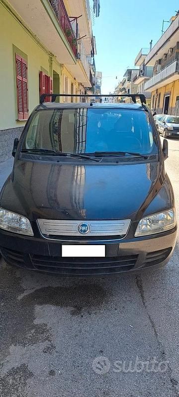 Usata 2007 Fiat Multipla Monovolume | 2000 € (Buon prezzo) - Immagine 1/4