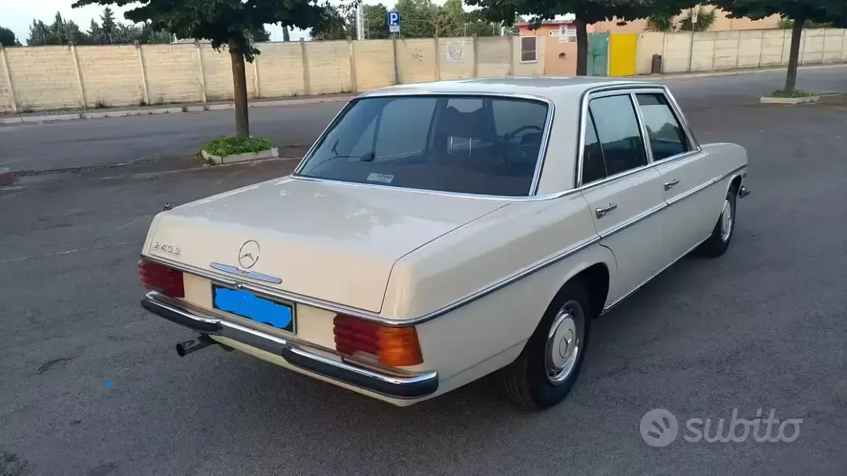 Usado Mercedes 240 1970 Berlina