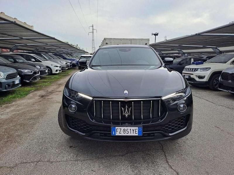 Usata Maserati Levante GranLusso 250 CV (183 kW) 2020 Nero SUV