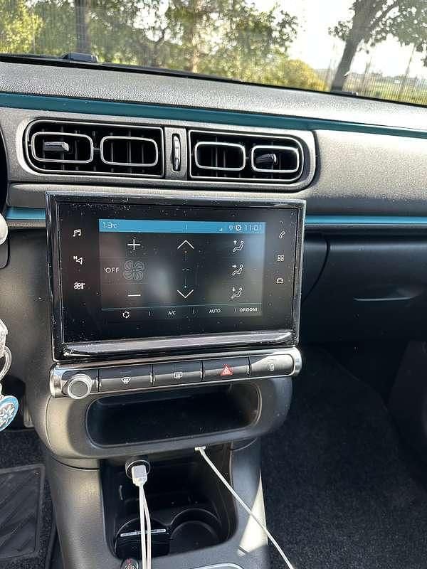 Usata Citroën C3 Feel 83 CV (61 kW) 2022 Nero Utilitaria