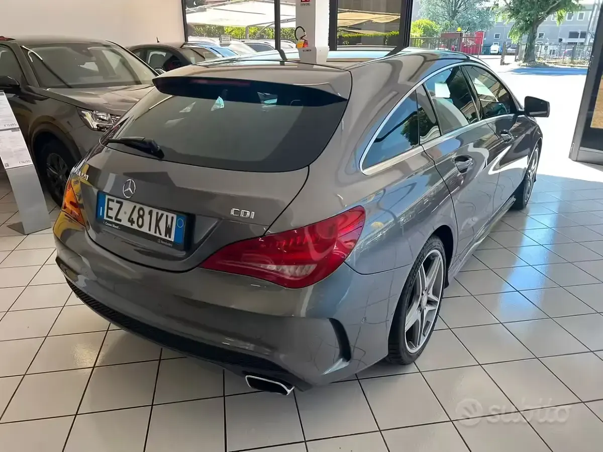 Usata Mercedes CLA220 Shooting Brake Premium 177 CV (130 kW) 2015 Grigio Station wagon