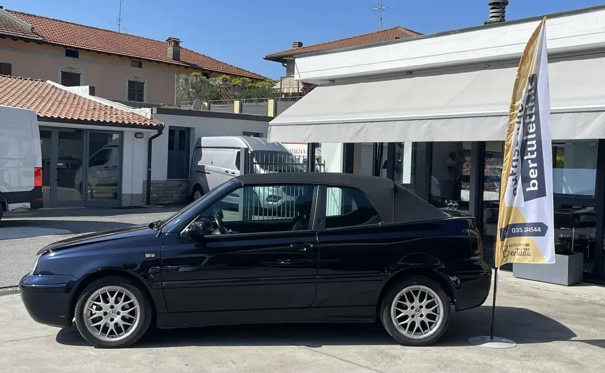 Usata VW Golf I 110 CV (80 kW) 1978 Blu Utilitaria