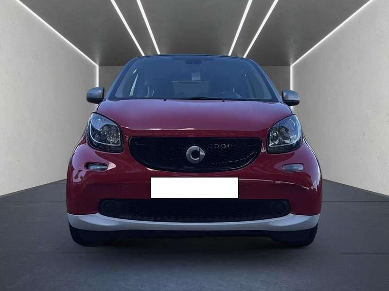 Rosso Usata 2016 Smart ForTwo Coupé Utilitaria | 11.900 € (Buon prezzo) - Immagine 1/4