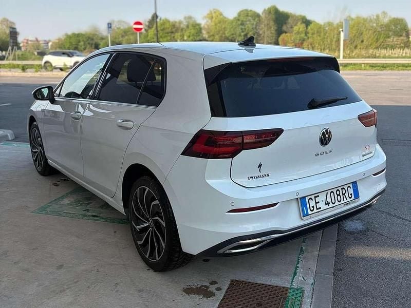 Usata VW Golf VIII Style 150 CV (110 kW) 2021 Bianco Berlina