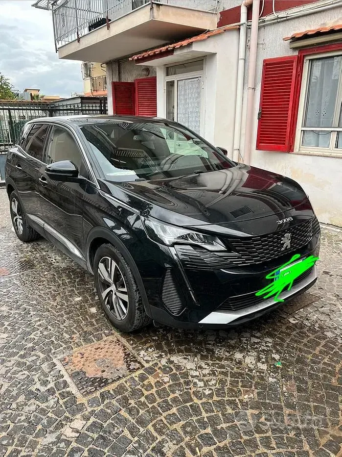 Usata Peugeot 3008 Allure 131 CV (96 kW) 2023 Nero SUV