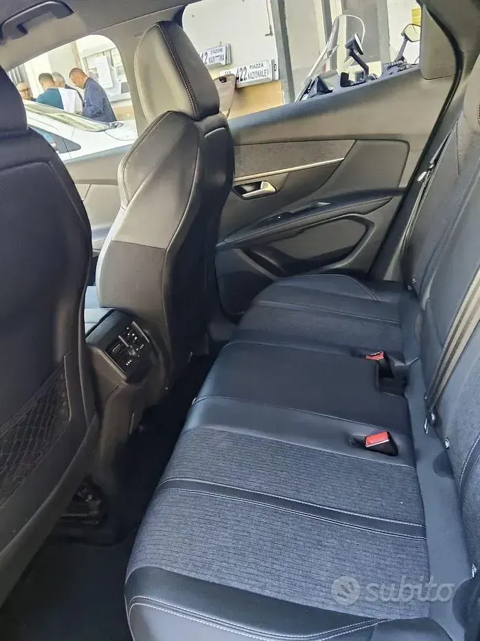 Usata Peugeot 3008 131 CV (96 kW) 2018 Grigio SUV