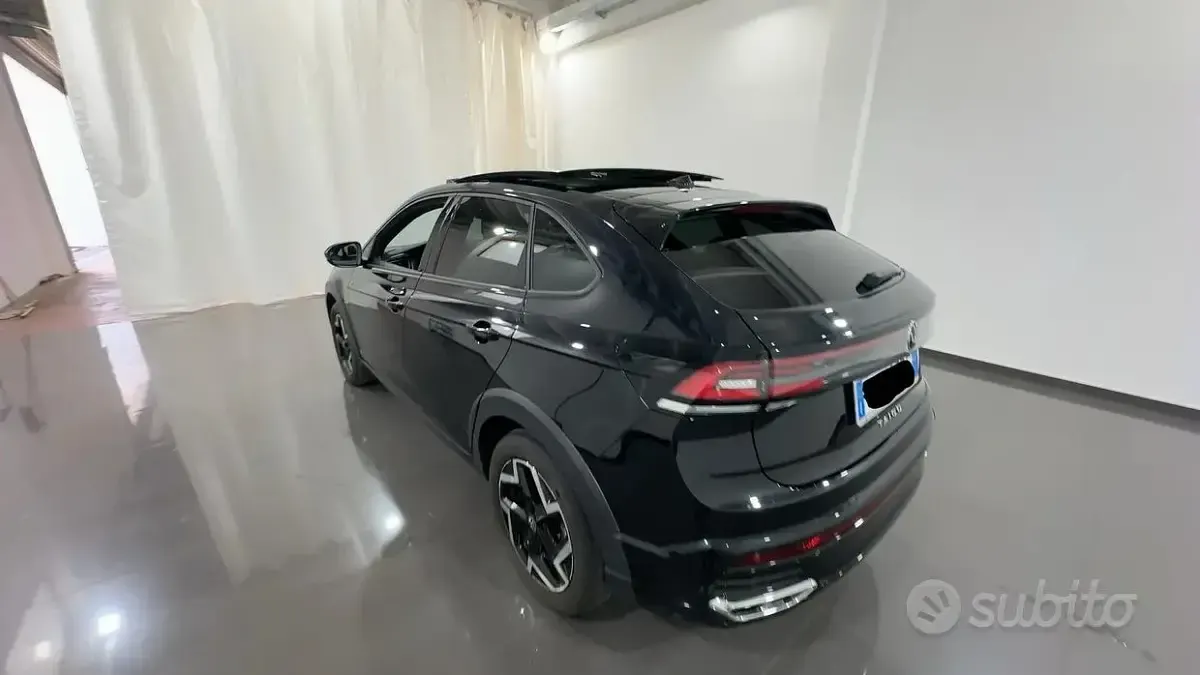 Usata VW Taigo R-line 115 CV (84 kW) 2025 Nero SUV