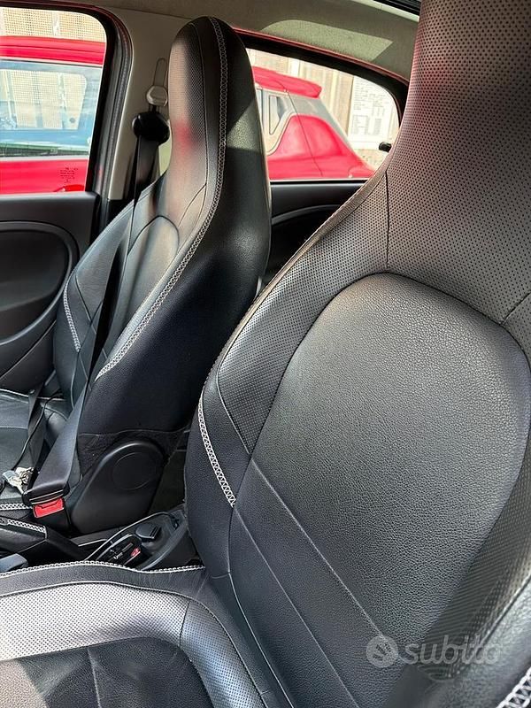 Usata Smart ForFour Brabus 109 CV (80 kW) 2016 Utilitaria