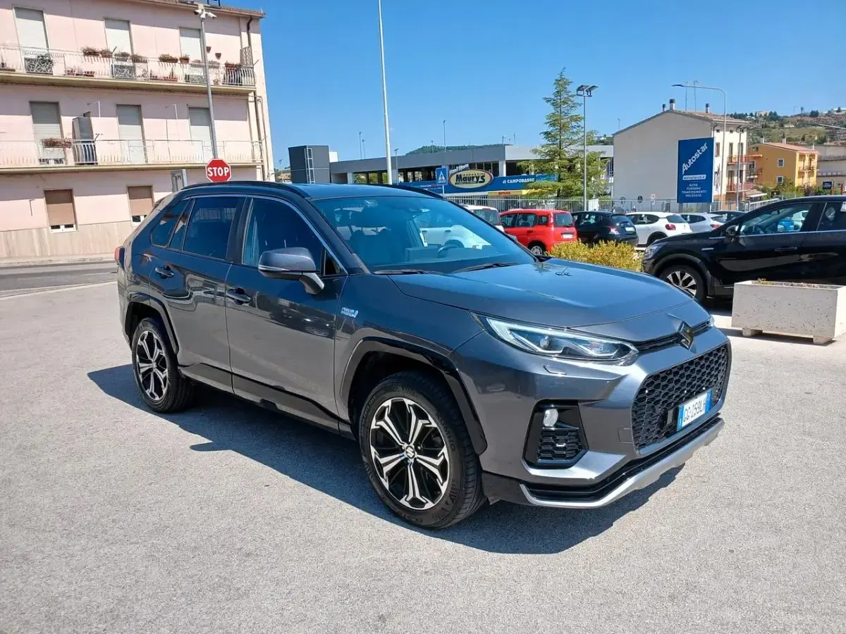 Usata Suzuki Across 184 CV (135 kW) 2021 Grigio SUV