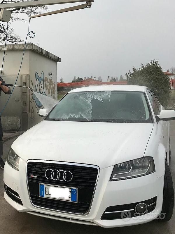 Usata Audi A3 S-Line 140 CV (102 kW) 2010 Bianco Utilitaria