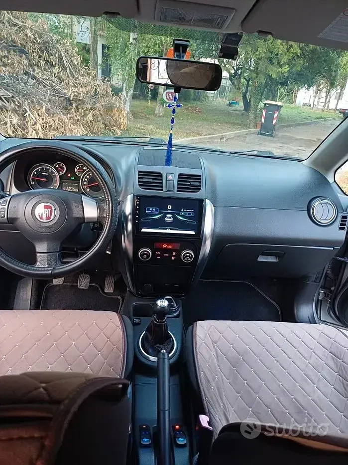 Usata Fiat Sedici 120 CV (88 kW) 2010 Grigio SUV