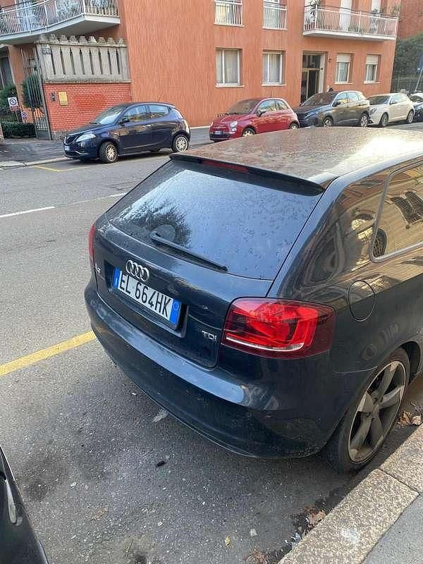 Usata Audi A3 Attraction 105 CV (77 kW) 2012 Nero Utilitaria