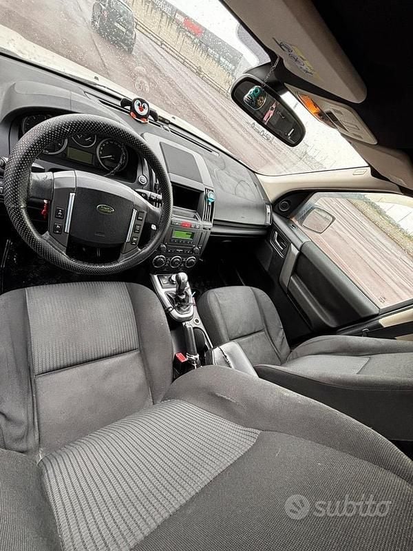 Usata Land Rover Freelander 2 190 CV (139 kW) 2010 Bianco SUV