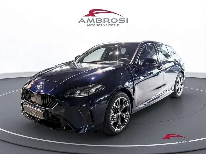 Nuova BMW 118 150 CV (110 kW) 2025 Tanzanite blue metallizzato Utilitaria